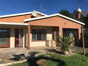 3 Bed Townhouse in Hillcrest Central