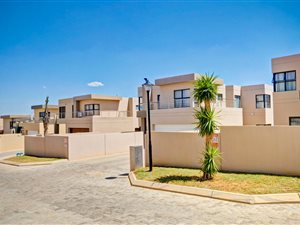 4 Bed House in North Riding AH