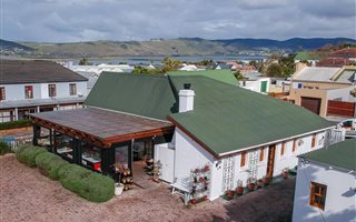 180 m² Office Space in Knysna Central