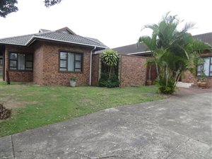 4 Bed House in Meerensee