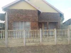 3 Bed House in Potchefstroom Central