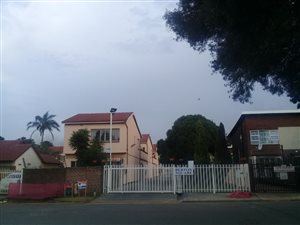 4 Bed Apartment in Berton Park