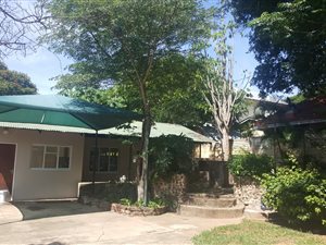 1 Bed Garden Cottage in Sonheuwel
