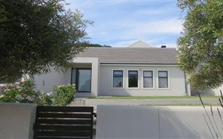 3 Bedroom House in Schonenberg Estate
