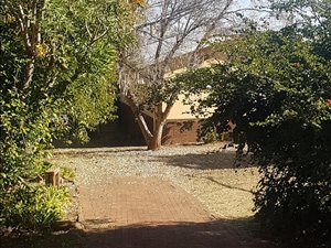 4 Bed House in Drakensview