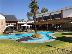 3 Bed Apartment in Olivedale