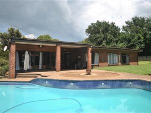 4 Bed House in Aviary Hill