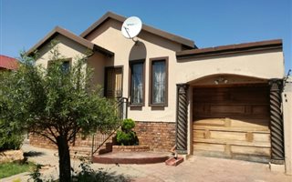 2 Bedroom House in Mamelodi