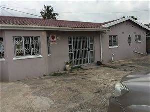 3 Bedroom Flat in Arena Park