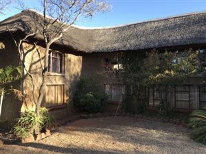 1700 m² Commercial space in Bela-Bela (Warmbaths)