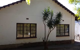 2 Bedroom House in Illovo Beach