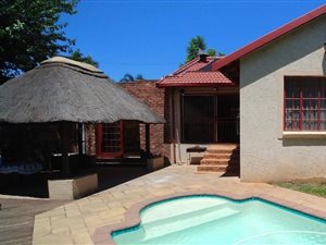 3 Bed House in Highveld