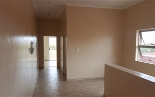 Commercial space in Erasmia