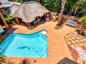 5 Bed House in Van Riebeeck Park