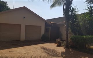 3 Bedroom House in Impala Park