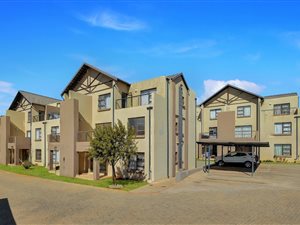 2 Bed Apartment in Ruimsig