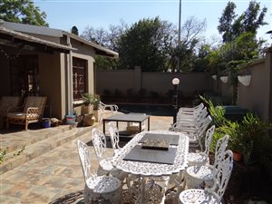 5 Bed House in Rietondale