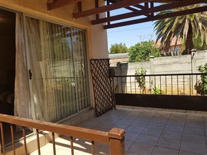 2 Bed Townhouse in Witpoortjie