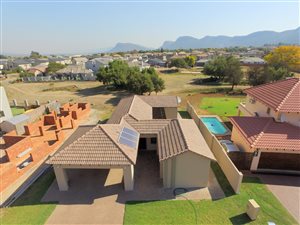 3 Bed House in Melodie