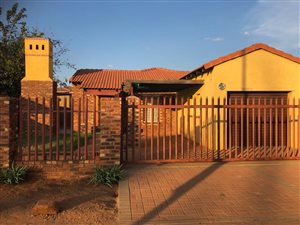 2 Bed House in Golf View