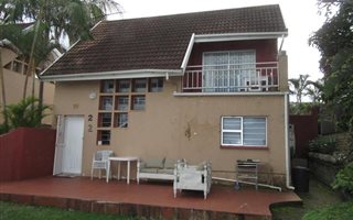 3 Bedroom Duplex in Scottburgh South