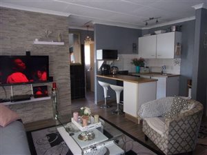 3 Bed Apartment in Woodhaven