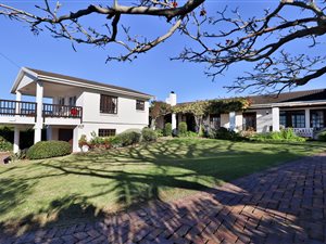 4 Bed House in Upper Robberg