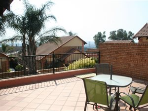 4 Bed Cluster in Edenglen