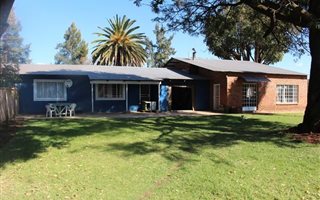 4.3 ha Farm in Tiegerpoort