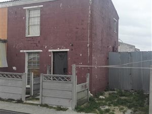 3 Bed Duplex in Tafelsig
