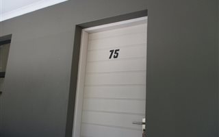 2 Bedroom Apartment in Rynfield