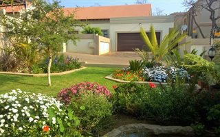 4 Bedroom Townhouse in Boschdal