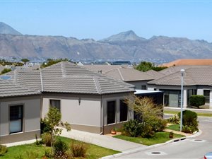 1 Bed Apartment in Heritage Park