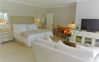 1 Bedroom Garden Cottage in Tokai