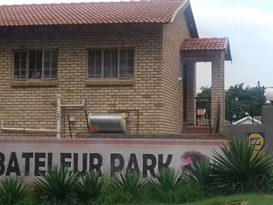 2 Bedroom Apartment in Rustenburg Central