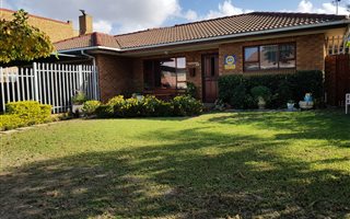 3 Bedroom House in Soneike