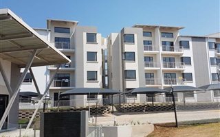 3 Bedroom Apartment in Broadacres