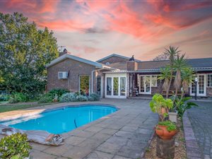 6 Bed House in Wellway Park