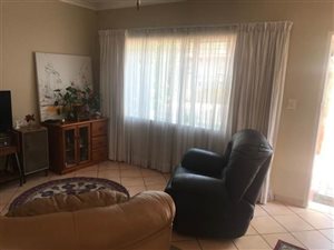 1 Bed Garden Cottage in Weltevreden Park