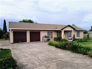 3 Bed House in Sherwood Gardens