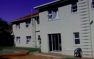 8 Bedroom House in Harmelia