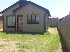2 Bed House in Lakeside