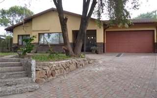 3 Bedroom House in Caversham Glen