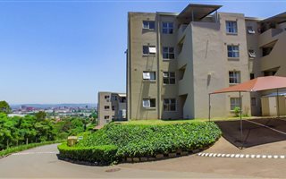 3 Bedroom Apartment in Chase Valley