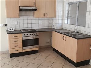 2 Bed Apartment in Hazeldean (Silverlakes Surroundings)
