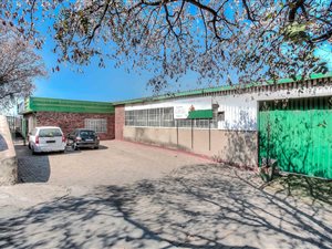 500 m² Industrial space in Marlboro Gardens
