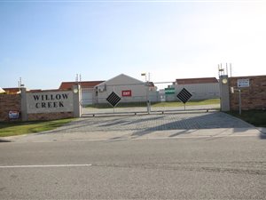 2 Bed Townhouse in Fairview