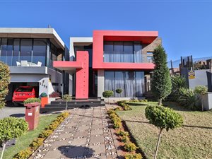 5 Bed House in Amandasig