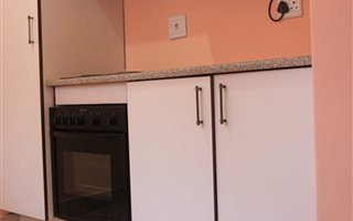 3 Bedroom House in Rooihuiskraal