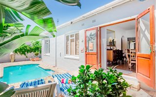 4 Bedroom House in Tokai
